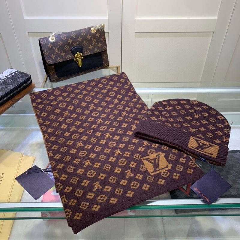 Louis Vuitton Caps Scarfs